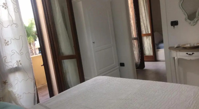 Четырёхместный номер Standard с балконом B&B PESCIOLINO ROSSO