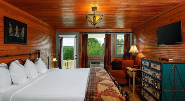 Номер Deluxe Friends Lake Inn