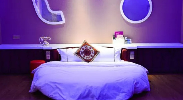 We Love Hotel, Prenota Hotel Hotel a Hubei con parcheggio, Parcheggio