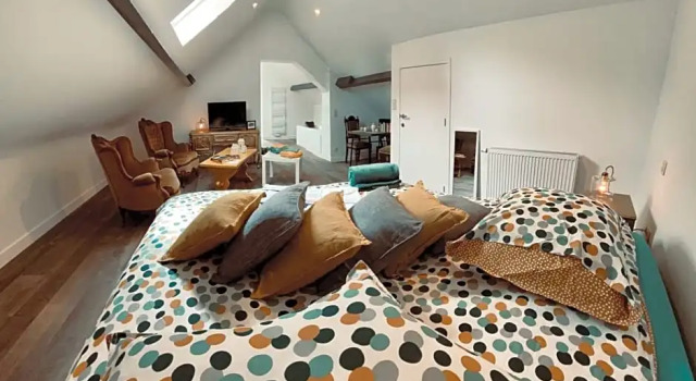 La maison dorée, Забронировать Отель Динан 