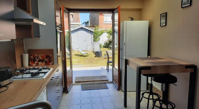 Коттедж Maison Chez Lili à 200 m de la plage ,jardin privé et clos