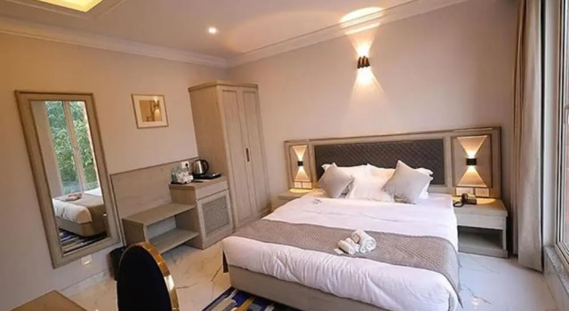 Люкс Luxury Fabhotel Prime Hampton By Ic'S