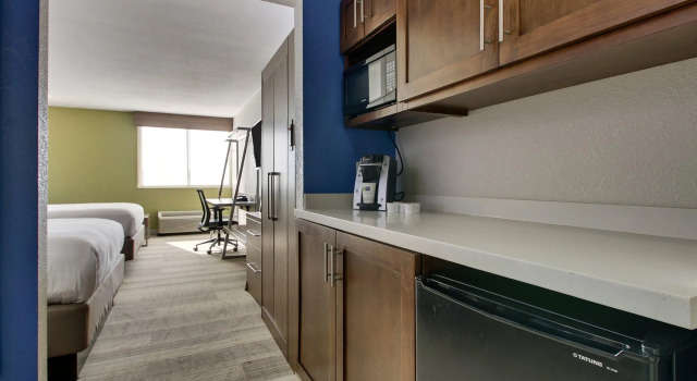Двухместный люкс Holiday Inn Express & Suites Wapakoneta by IHG