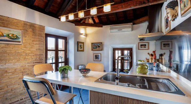 Hemd Hotels Puerta Real Boutique, Забронировать Отель Отели Севильи с парковкой, рядом с Музей Pabellon de la Navegacion, Парковка
