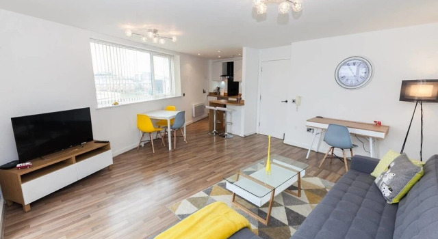 Amazing 2BR Manchester Apartment