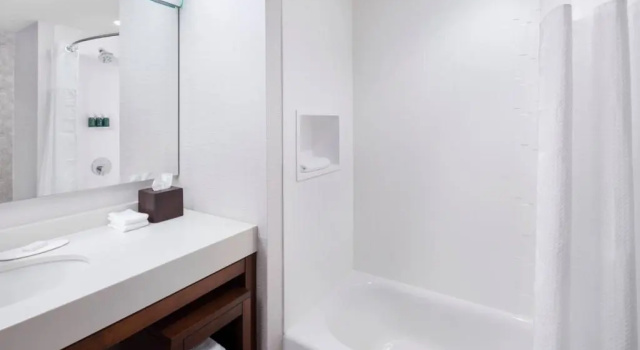Двухместный номер Standard Courtyard by Marriott Cape Girardeau Downtown