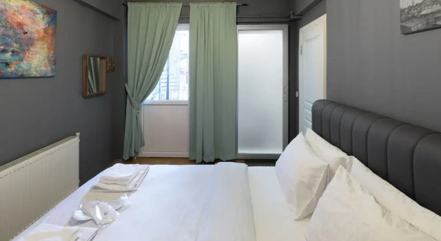 Cozy Central Apt 1BR near Galataport, Забронировать Апартаменты/квартира Бейоглу Стамбул, рядом с Цветочный пассаж