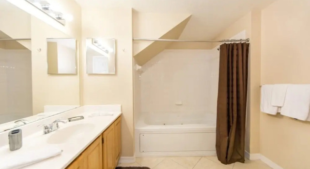 Номер Comfort Apartment & Town Homes Close to Disney
