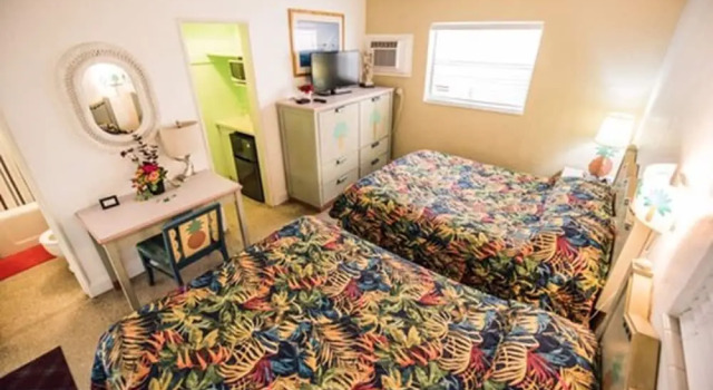 Четырёхместный номер Deluxe Ocean Inn
