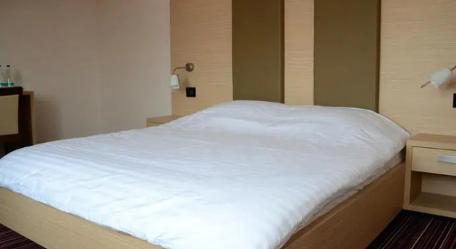 Zenti Plaza Hotel, Đặt Khách sạn Drobeta-Turnu Severin Mehedinti