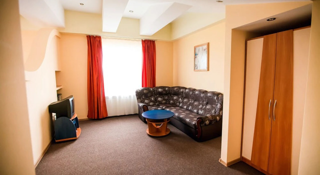 Jam Hotel Rakovets, Boek Hotel Rakovec 