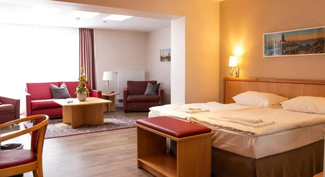 Полулюкс Bundts Hotel & Gartenrestaurant