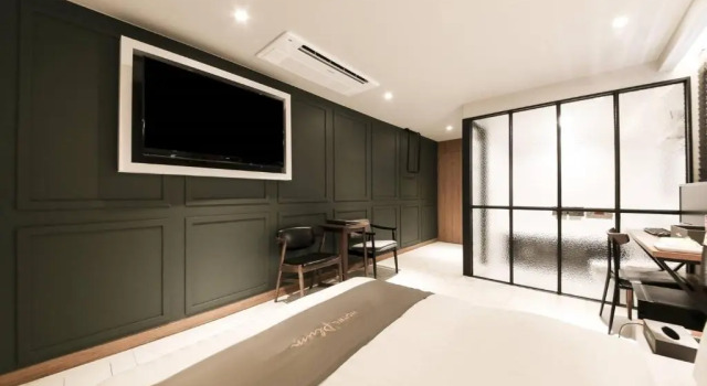 Номер Deluxe Plum Hotel