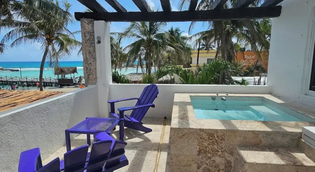 Люкс с видом на океан Lotus Beach Hotel