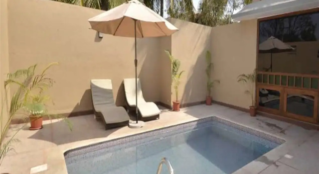 Вилла с балконом Heritage Resort Hampi