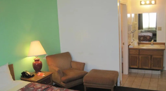 Standaard Tweepersoonskamer Crystal Cottage Inn