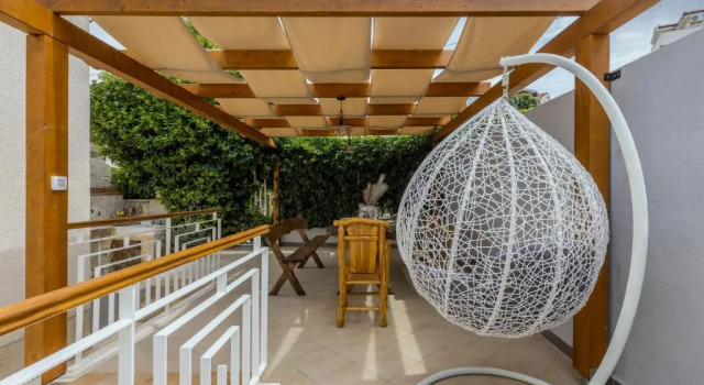 Коттедж Villa Ines with Pool by the beach
