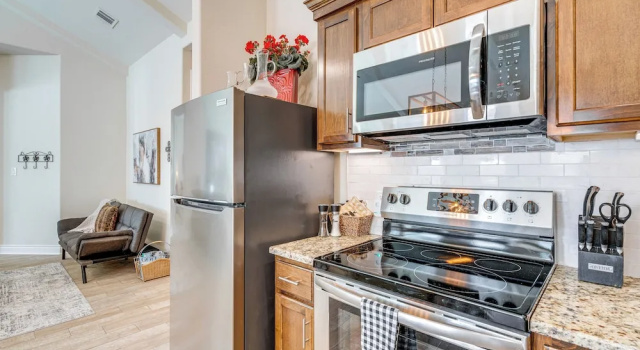 Коттедж с 2 комнатами Idyllic Lago Vista Home < 1 Mi to Lake Travis!