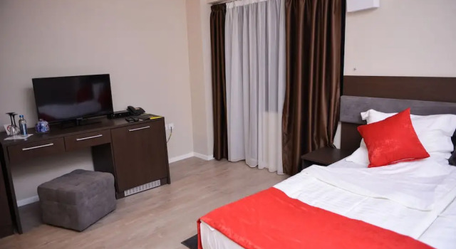 Hotel Opera House, Book Hotel Hoteller i Skopje med morgenmad, Morgenmad