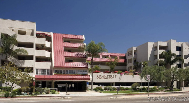 Sommerset Suites, Забронировать Отель Hillcrest Сан-Диего, рядом с Scripps Coastal Medical Center