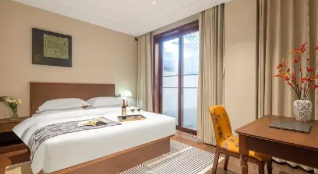 Люкс Luchuan Puyin Hot Spring Wellness Hotel