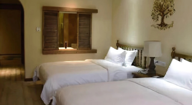Chenxi Fengqing Hotel, Book Hotel Hotels in Zhaoqing with Parking, Parking