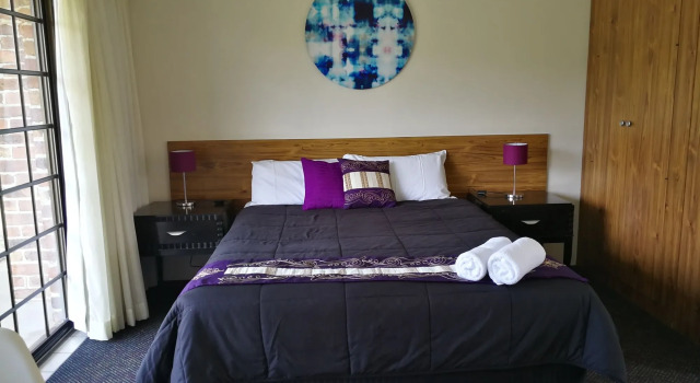 Lakeside Lodge Motel, Buchen Sie Motel Lismore Byron Bay Hinterland