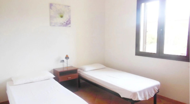Three-room apartment a few minutes drive from the main beaches-Budi 3