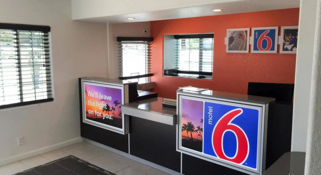 Motel 6-Delano, CA, Reserva ahora Motel Delano California