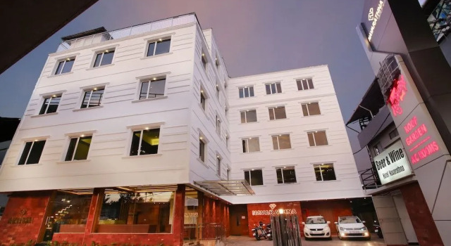 Hotel Navarathna