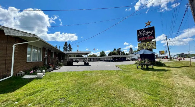 Holiday Motel, Book Motel Sault Ste. Marie 