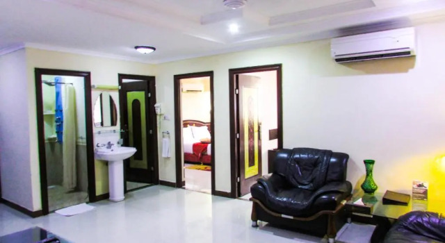 Семейный люкс Deluxe Urban Rose Hotel & Apartments