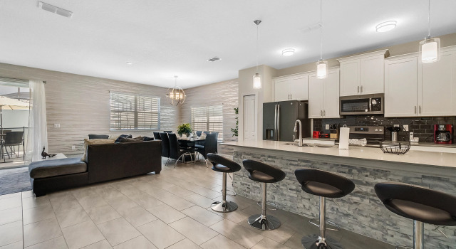 5 Bedrooms / 4 Bathrooms / Storey Lake (4813 ML), Kissimmee, US, Rezerwuj Hotel Kissimmee Kissimmee