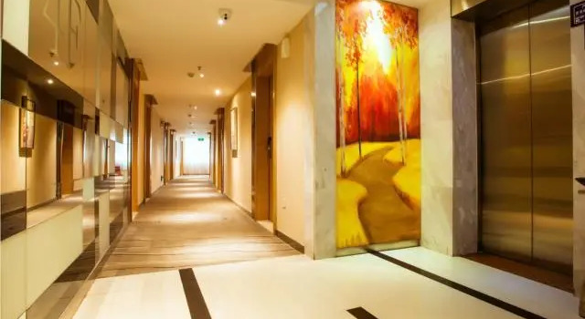 City Comfort Inn Hezhou Municipal Square