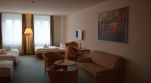 Hotel Ratskeller Rugen, Prenota Hotel Bergen auf Ruegen 
