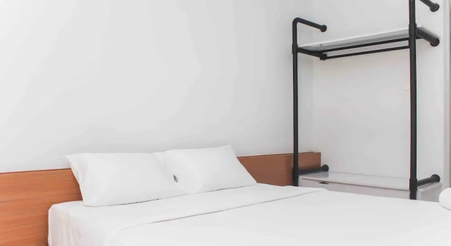 Standard Zimmer Warm and Cozy Studio Patraland Urbano Apartment
