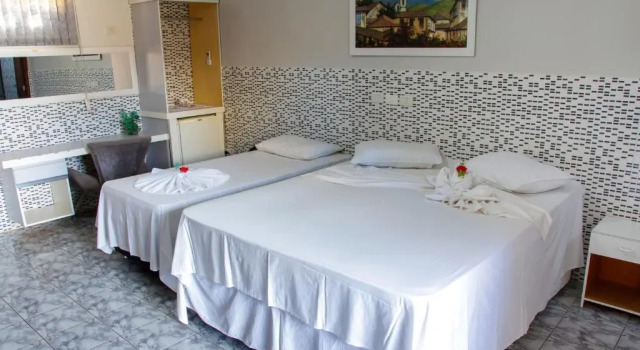 Семейный номер Standard Viana Palace Hotel