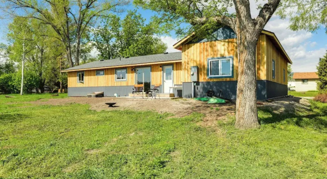 Коттедж Family-friendly Lander Home Rental: Yard, Patio!