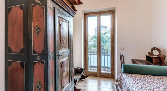 Апартаменты Trastevere Outstanding 4 Br Terraced Apartment
