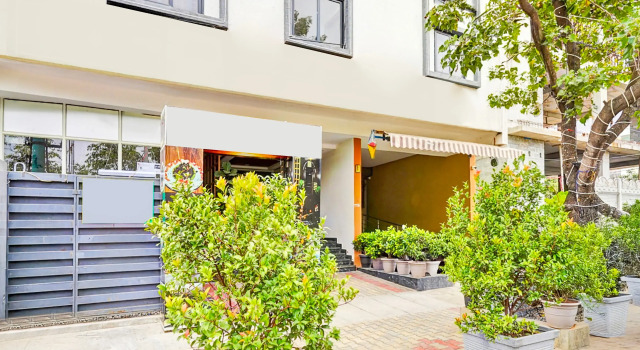 Deluxerenigunta Near Railway Station, Rezerwuj Dom wakacyjny Wille w Bangalore, Willa