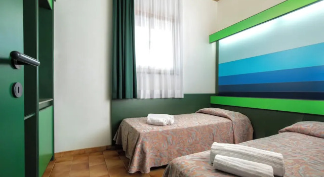 Ecovillage with swimming-pool surrounded by greenery, apartments with air conditioning and outdoor private area, Buchen Sie Ferienwohnung Teulada Sulcis Iglesiente