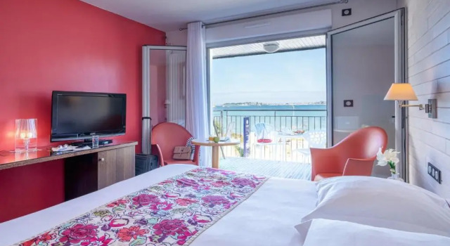 Двухместный номер Comfort Hôtel Valdys Thalasso & Spa - Beau rivage