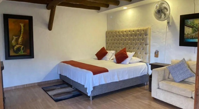 Люкс с балконом и с красивым видом из окна Hotel Santos De Piedra - MARANATHA BARICHARA