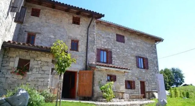 Holiday Farmhouse Skvor, Book Hotel Hoteller i Julian Alps med parkering, Parkering