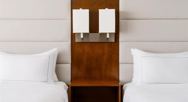 Четырёхместный номер Standard с видом на залив DoubleTree Beach Resort by Hilton Tampa Bay - North Redington Beach