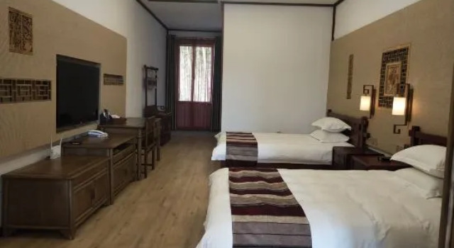 Люкс Deluxe Zhouning Fenggu Homestay