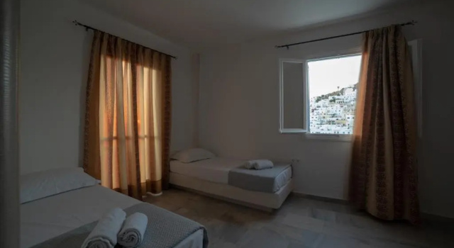 Четырёхместный номер Standard Aphrodite Hotel & Apartments