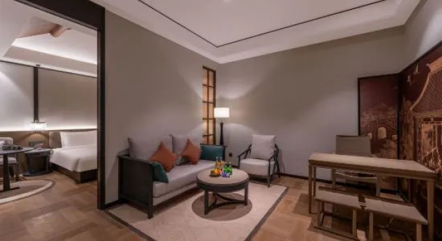 Люкс с видом на внутренний двор Manxin Hotel Qingdao Xindu