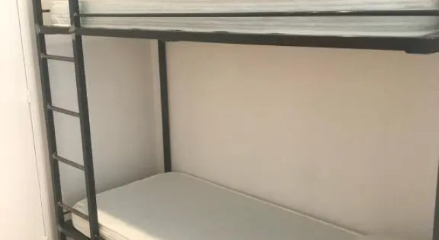 Studio 2 adultes 2 enfants Sanary sur Mer à 800m de la mer