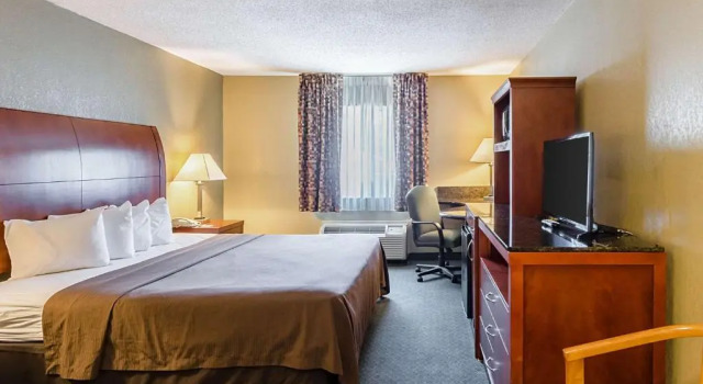 Номер Standard Quality Inn Chicopee-Springfield